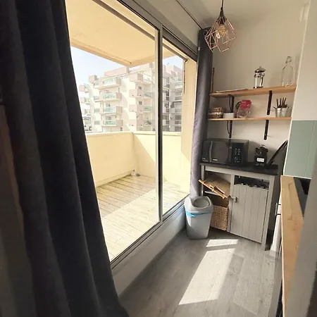 Appartement équipé Face Au Port *